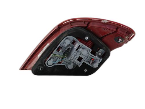 right-taillight-mercedes-benz-c-class-w204-2007-2008-2009-2010-2011-2012-2013-2014-2015-36846173 main image