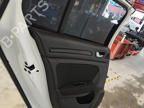 left-rear-door-renault-megane-iv-grandtour-k9amn_-2016-38270241 main image