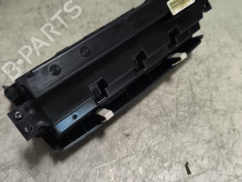 display-monitor-kia-venga-yn-2010-2011-2012-2013-2014-2015-2016-2017-2018-2019-25625311 main image