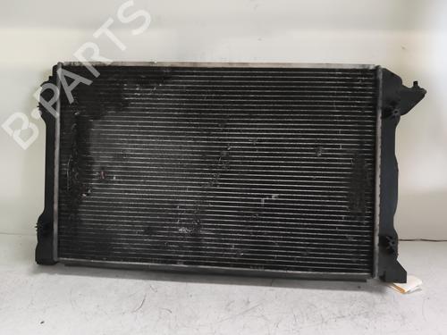 water-radiator-audi-a4-b6-convertible-8h7-2002-2003-2004-2005-2006-2007-2008-2009-26946573 main image