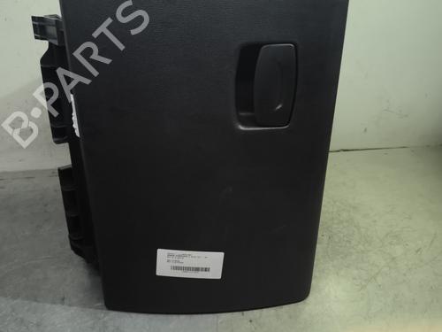 Used Glove box RENAULT KADJAR (HA_, HL_) 1.5 BLUE dCi 115 (HLA6) (116 hp) 29732925
