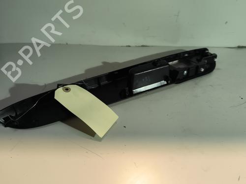 Used Right front window switch Right front window switch FIAT SEDICI (189_) 2.0 D Multijet 4x4 (135 hp) 23822370 23822370