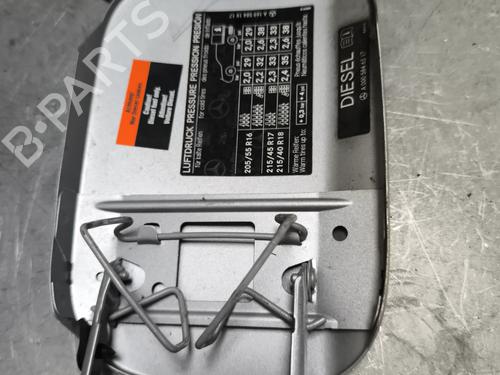 Fuel flap MERCEDES-BENZ B-CLASS Sports Tourer (W245) B 180 CDI (245.207) | BP29351151C131 