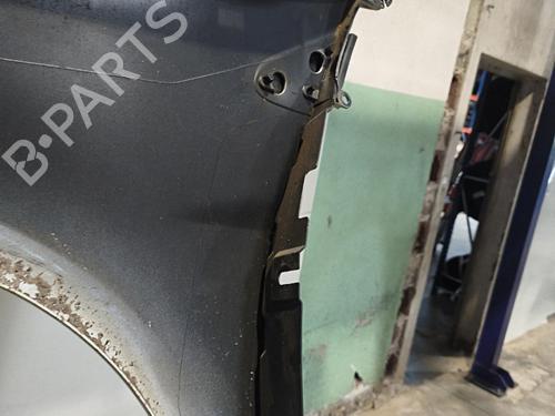 right-front-fenders-renault-clio-iii-br01-cr01-2005-2006-2007-2008-2009-2010-2011-2012-2013-2014-37502508 main image