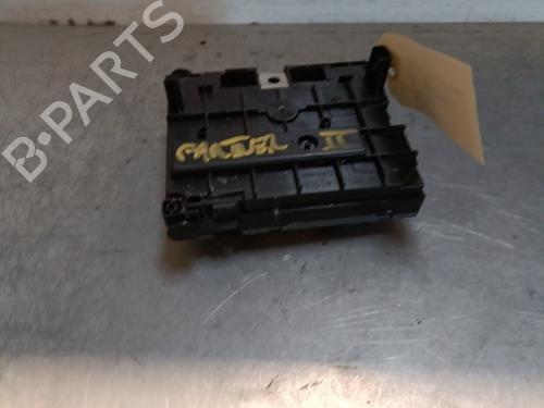 Boîte à Fusibles CITROËN BERLINGO MULTISPACE (B9) 1.6 HDi 110 (109 hp) 28443661