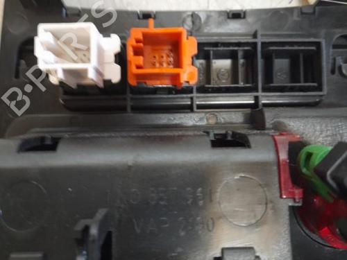 Used Ashtray Ashtray VW JETTA III (1K2) 1.9 TDI (105 hp) 21718423 21718423