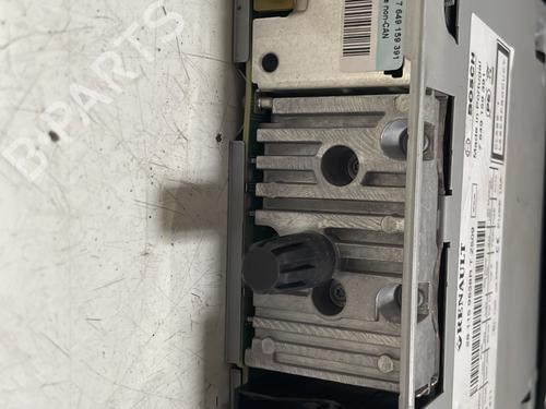 radio-renault-megane-iii-coupe-dz01_-2008-2009-2010-2011-2012-2013-2014-2015-2016-24222078 main image