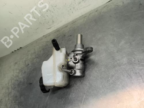 Brake master cylinder RENAULT TWINGO III (BCM_, BCA_) 1.0 SCe 70 (BCMB) | BP30553263M77