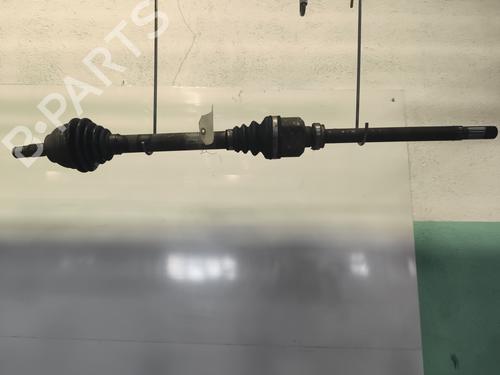 Used Right front driveshaft PEUGEOT 5008 (0U_, 0E_) 1.6 HDi (112 hp) 24983791