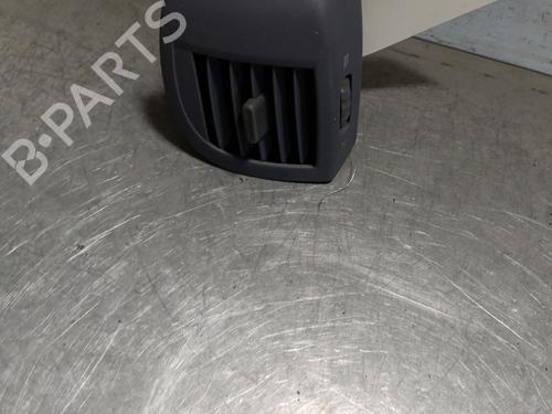 Used Air vent NISSAN MICRA III (K12) 1.2 16V (80 hp) 27809688
