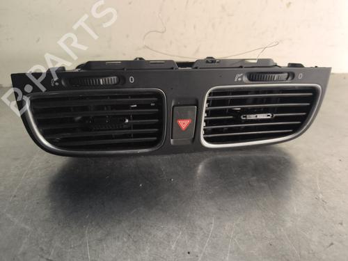 air-vent-vw-golf-vi-5k1-2008-2009-2010-2011-2012-2013-2014-29980234 main image