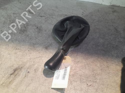 Used Gear lever FIAT PUNTO (188_) 1.3 JTD 16V (70 hp) 22359381
