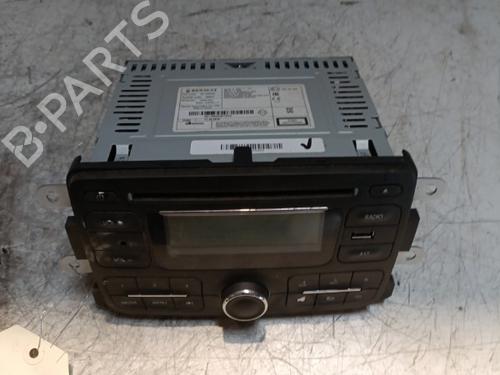 Radio DACIA LOGAN II TCe 90 (L8MA, L8M1, L8AC) | BP21716985E6 