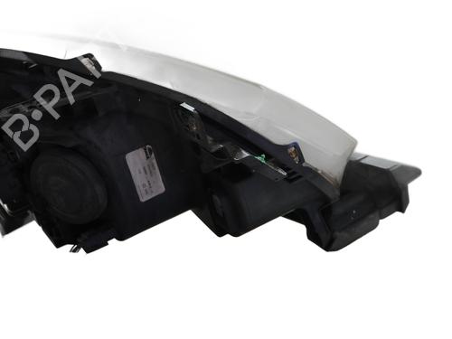 Used Left headlight Left headlight RENAULT CLIO III (BR0/1, CR0/1) 1.5 dCi (C/BR0G, C/BR1G) (68 hp) 34284068 34284068