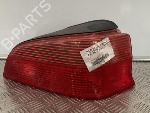 Used Right taillight Right taillight 22421140 22421140