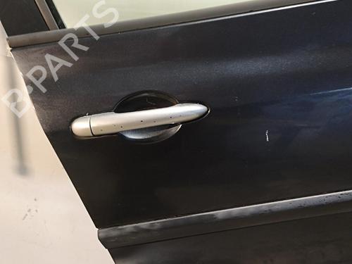 right-front-door-renault-clio-iii-br01-cr01-2005-2006-2007-2008-2009-2010-2011-2012-2013-2014-39640836 main image