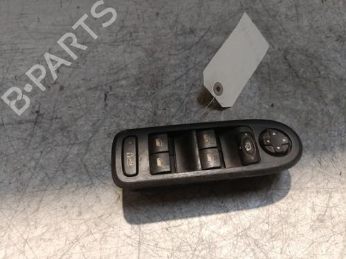 Used Left front window switch Left front window switch CITROËN C5 III (RD_) 1.6 HDi 110 (RD9HZC) (109 hp) 21709075 21709075
