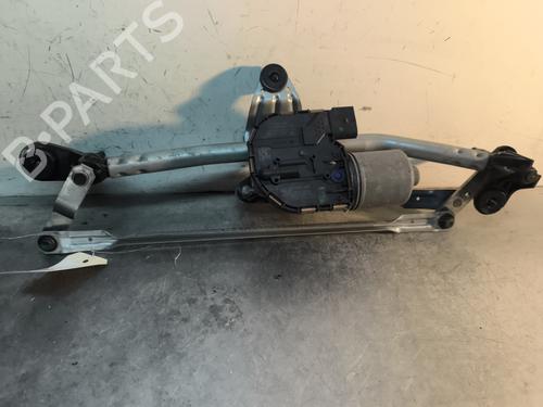 Used Front wiper motor Front wiper motor AUDI A3 Sportback (8VA, 8VF) 35 TFSI (150 hp) 32995212 32995212