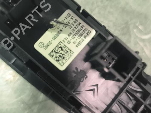 Used Left front window switch PEUGEOT 308 II (LB_, LP_, LW_, LH_, L3_) 1.6 HDi / BlueHDi 115 (115 hp) 29732711