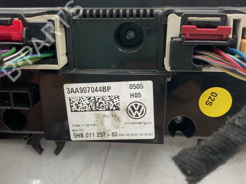 Climate control VW PASSAT B7 (362) 1.6 TDI | BP39640485I5 - Image 2