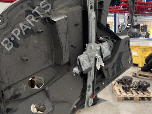 Rudehejsemekanisme Højre foran FORD FIESTA VI (CB1, CCN) 1.6 TDCi | BP28164846C23 