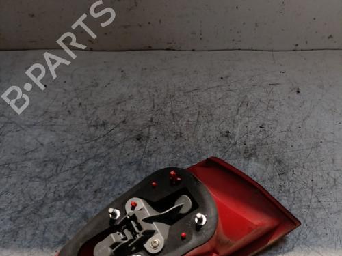 Used Right taillight Right taillight ALFA ROMEO 147 (937_) 2.0 16V T.SPARK (937.AXA1, 937.AXC1, 937.BXC1) (150 hp) 21720775 21720775