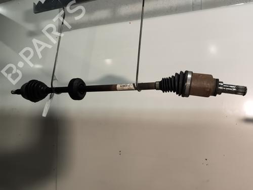 Right front driveshaft DACIA SANDERO II TCe 90 (B8M1, B8MA, B8AC) | BP29733729M39 