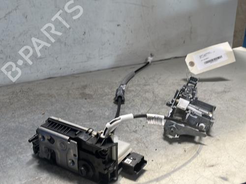 Used Front right lock PEUGEOT 208 I (CA_, CC_) 1.2 VTI 82 (82 hp) 28164792