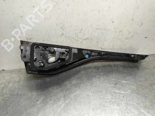 Used Right tailgate light Right tailgate light RENAULT MEGANE IV Hatchback (B9A/M/N_) 1.2 TCe 130 (B9MR) (130 hp) 32997194 32997194