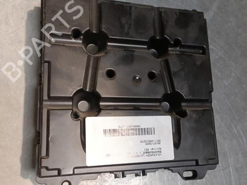 Used Fuse box VW POLO V (6R1, 6C1) 1.2 TDI (75 hp) 28077861