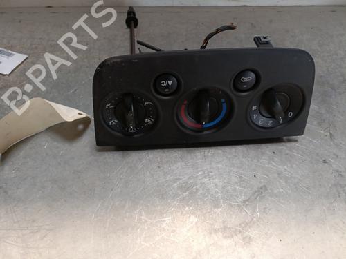 Climate control FORD FIESTA V (JH_, JD_) 1.3 | BP22180602I5 
