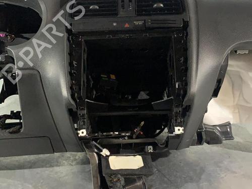 Used Dashboard VW POLO V (6R1, 6C1) 1.0 (60 hp) 30846572