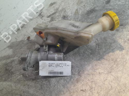 Used Brake master cylinder PEUGEOT 2008 I (CU_) 1.6 HDi (92 hp) 22653087