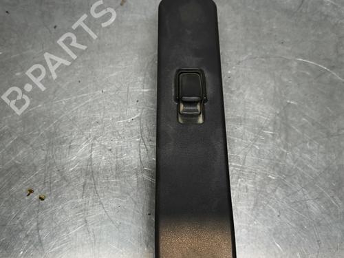 Used Right front window switch MITSUBISHI L200 (K7_T, K6_T, K5_T) 2.5 TD 4WD (K74T) (115 hp) 30552780