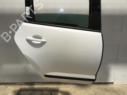 Używane Drzwi tylne prawe PEUGEOT 3008 I MPV (0U_) 1.6 HDi (114 hp) 30553405