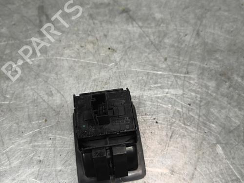 Used Left front window switch Left front window switch VW SCIROCCO III (137, 138) 2.0 TDI (170 hp) 32996933 32996933