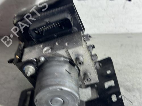 Used ABS pump ABS pump CITROËN BERLINGO Box Body/MPV (B9) 1.6 HDi / BlueHDi 75 (75 hp) 28048153 28048153