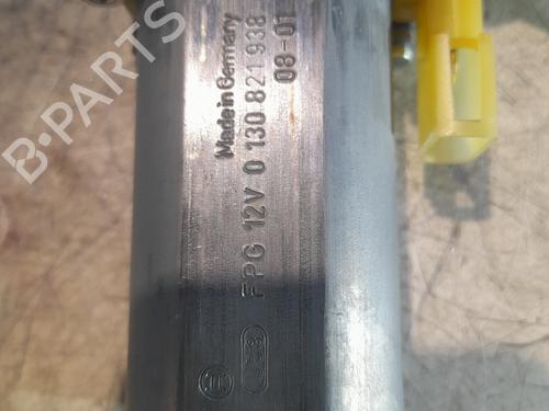 Used Front left window mechanism Front left window mechanism FORD FIESTA V (JH_, JD_) 1.4 TDCi (68 hp) 22518398 22518398