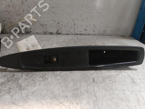 Interrupteur de vitre avant droite CITROËN C4 I (LC_) 1.6 HDi (90 hp) 28164945