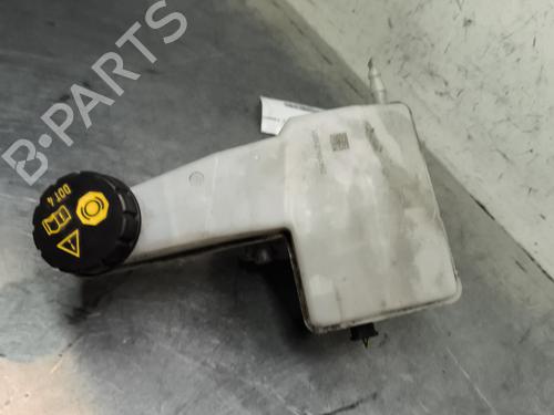 Used Brake master cylinder Brake master cylinder PEUGEOT 208 II (UB_, UP_, UW_, UJ_) 1.2 PureTech 75 (75 hp) 32995405 32995405