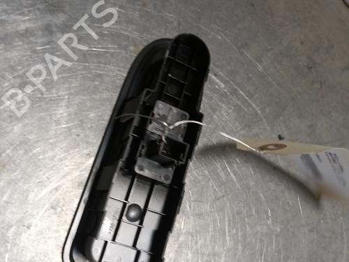 Used Right front window switch Right front window switch PEUGEOT 308 I (4A_, 4C_) 1.6 HDi (109 hp) 28165900 28165900
