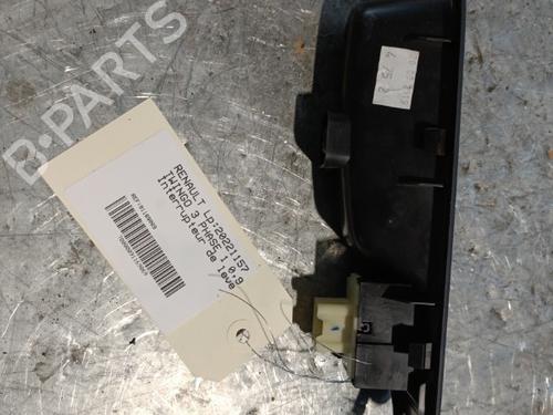 Used Right front window switch Right front window switch RENAULT TWINGO III (BCM_, BCA_) 0.9 TCe 90 (BCM9, BCM2) (90 hp) 21694136 21694136