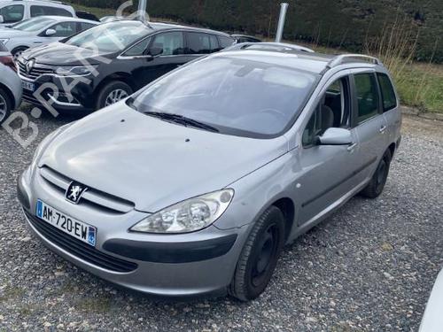 Left headlight PEUGEOT 307 Break (3E) 1.6 16V | BP21721726C28 