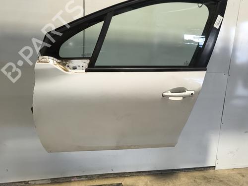 Dør venstre fortil Dør venstre fortil PEUGEOT 208 I (CA_, CC_) 1.4 HDi (68 hp) 32721117 32721117