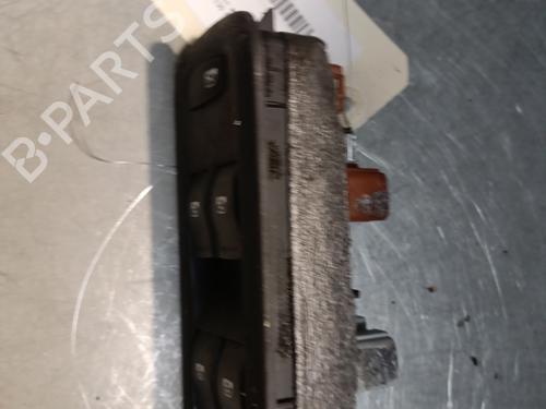 Left front window switch RENAULT MEGANE II (BM0/1_, CM0/1_) 1.5 dCi (BM02, BM13, BM2A, CM02, CM13) | BP28077835I27 