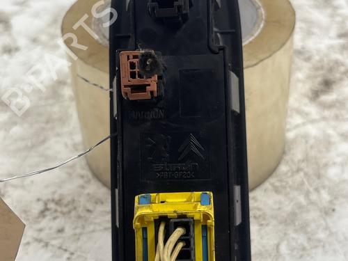 Used Left front window switch Left front window switch 39640144 39640144