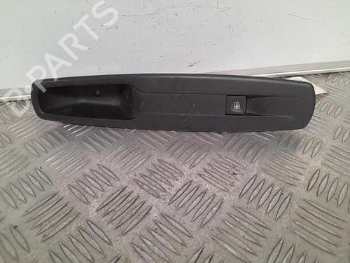 Used Right front window switch Right front window switch RENAULT GRAND SCÉNIC III (JZ0/1_) 1.5 dCi (JZ0B, JZ07) (106 hp) 21698725 21698725