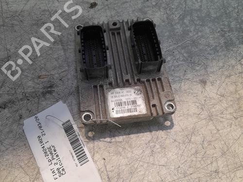 Used Control unit Control unit FIAT 500 (312_) 1.2 (312AXA1A) (69 hp) 22421618 22421618