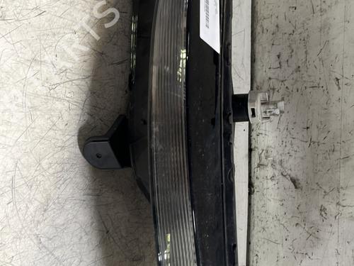 Used Left daytime light RENAULT MEGANE IV Hatchback (B9A/M/N_) 1.5 dCi 110 (B9A3) (110 hp) 27213623