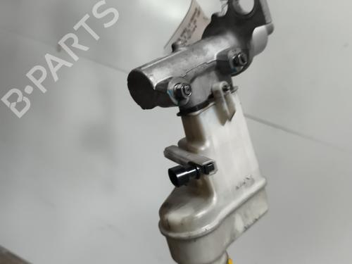 brake-master-cylinder-alfa-romeo-159-939_-2005-2006-2007-2008-2009-2010-2011-2012-28165526 main image
